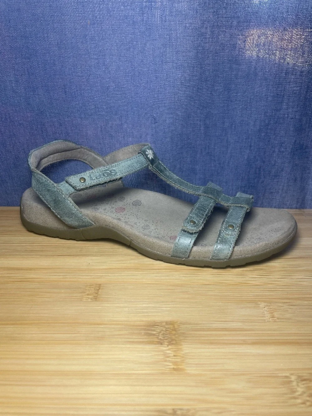 Taos Trophy Green Leather Gladiator Sandals Shoes Sz 8 EU 39 Tro-12020 NICE!